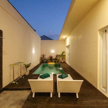 Villa Julie 세미냑 외부 사진