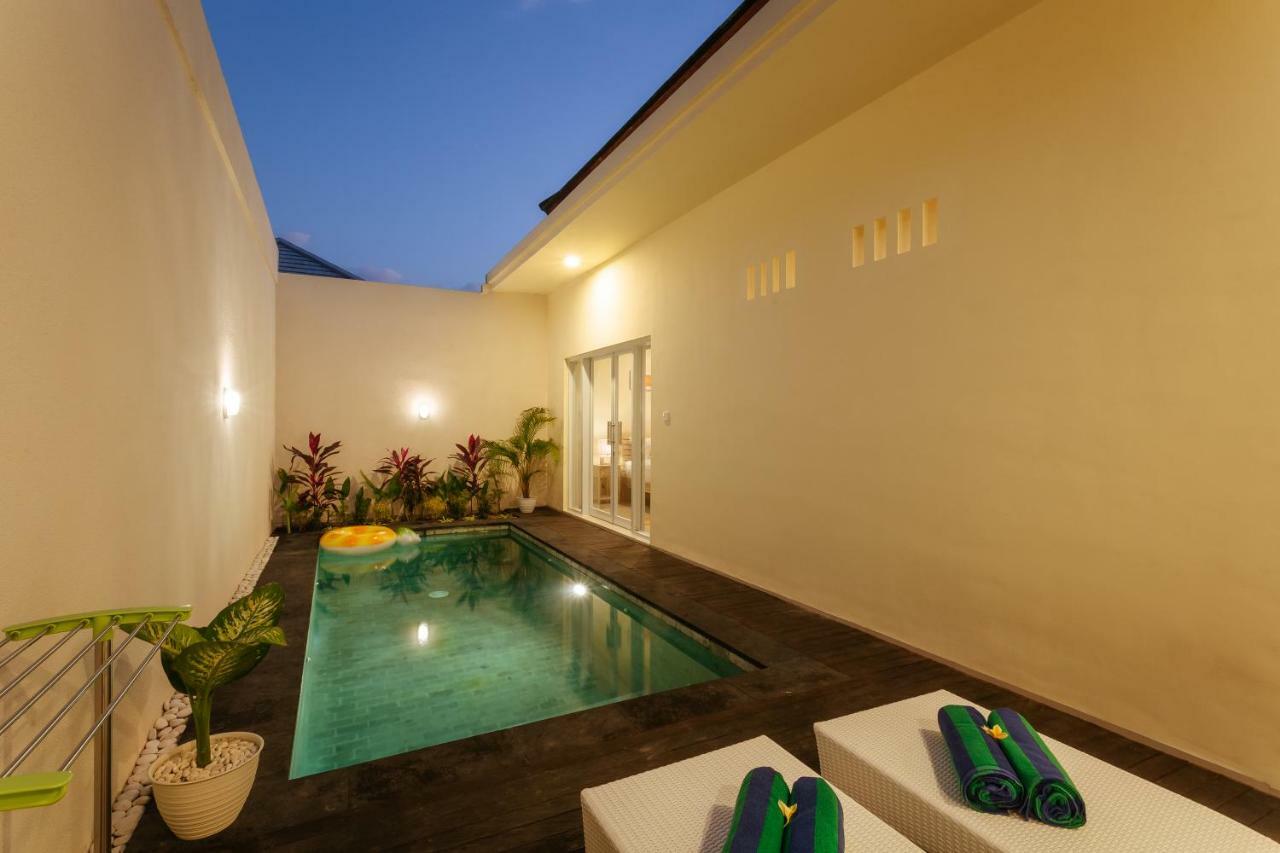 Villa Julie 세미냑 외부 사진